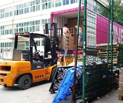 深圳大浪叉车出租 工厂搬迁、装卸货柜与搬运一站式解决方案